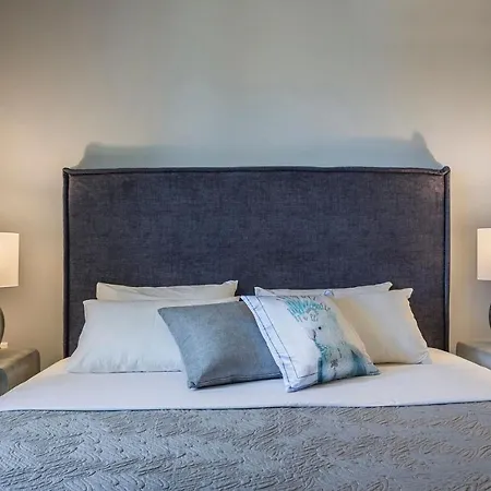 Deluxe Kefalonia Myrtillo 1 Bedroom Pool 别墅